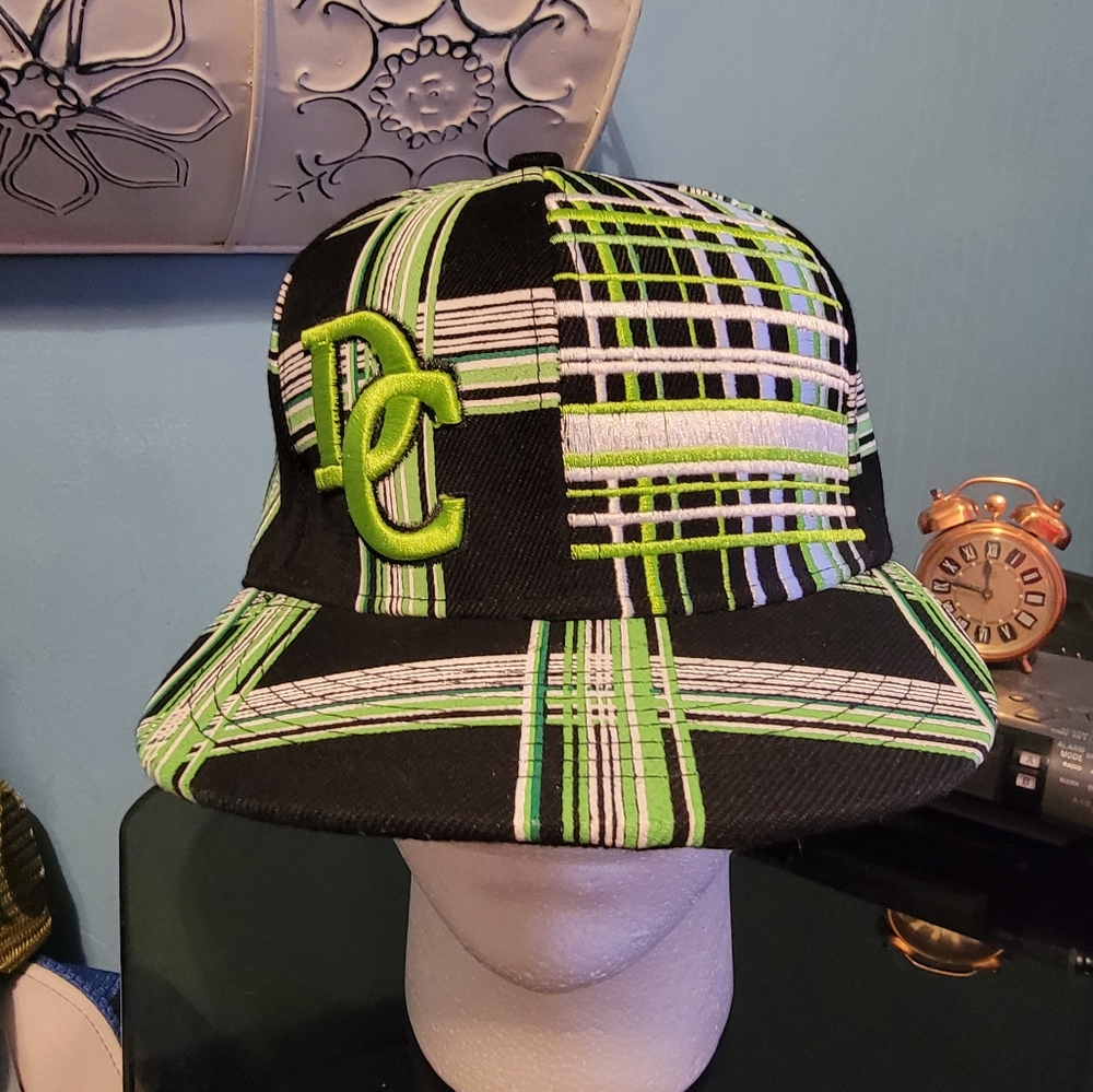 Washington D.C Medium Fitted Green & Black Ball Cap